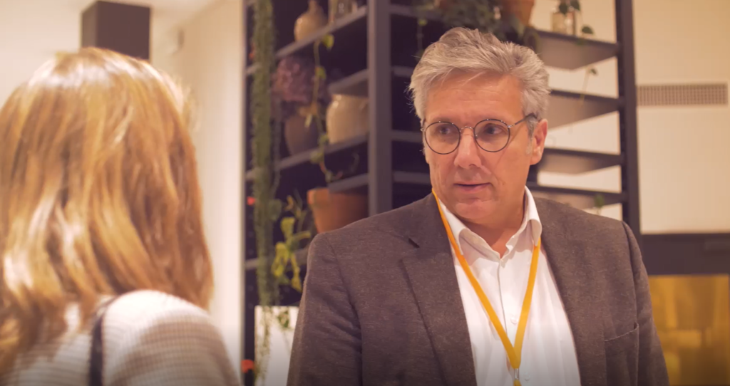 World Café Klee Commerce